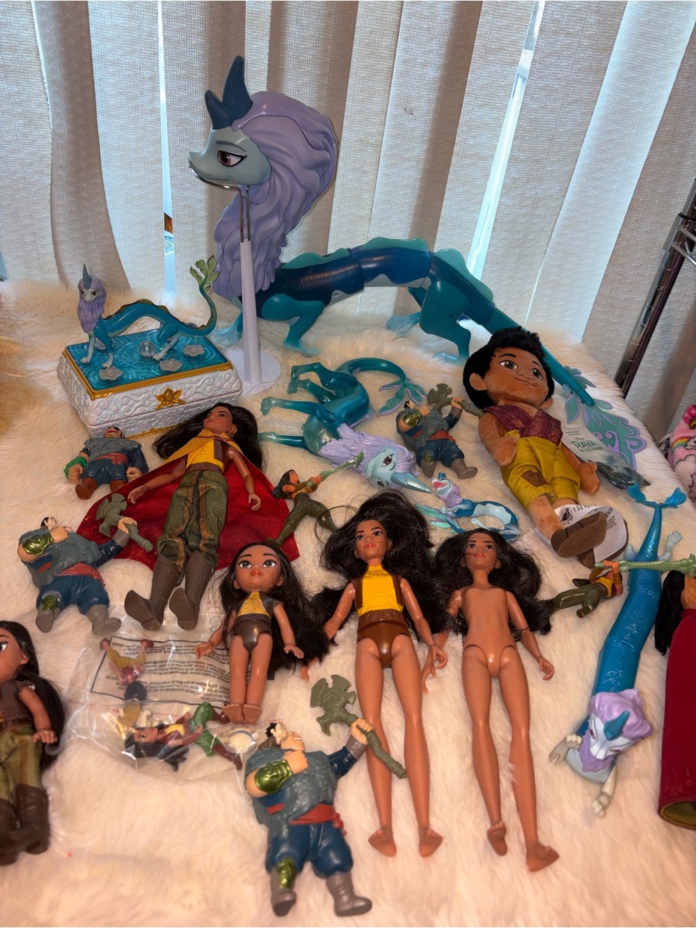 Disney toys lot